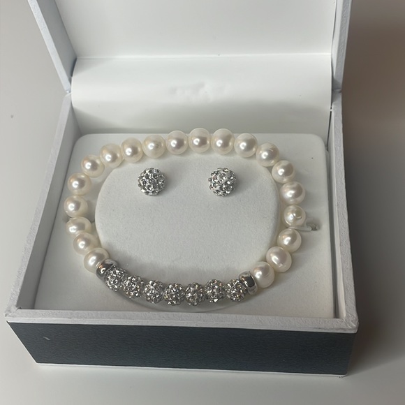 Macy’s Fine Jewelry Sterling Silver Crystal Earrings and Pearl Bracelet - Picture 2 of 5